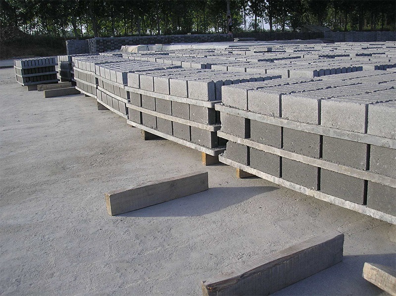 <a href=http://m.gzsanxin.com.cn/zjtb/ target=_blank class=infotextkey>免燒磚機(jī)托板</a>